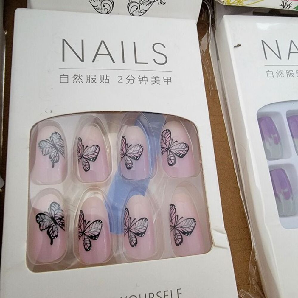 6 Packages of False Fake Nails New in Boxes - Picture 8 of 10